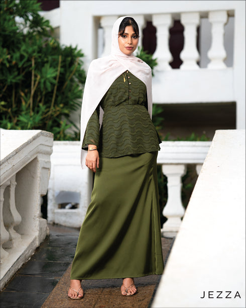 Satin Skirt & Textured Chiffon Top Set 62101